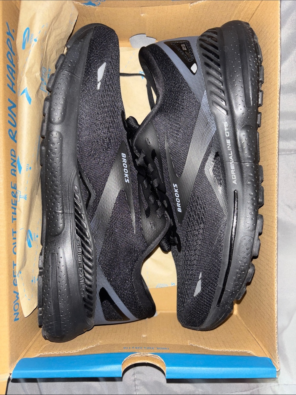 Brooks Adrenaline GTS Men's Running Shoes - Black with Gray Accents - Picture 5 of 6
